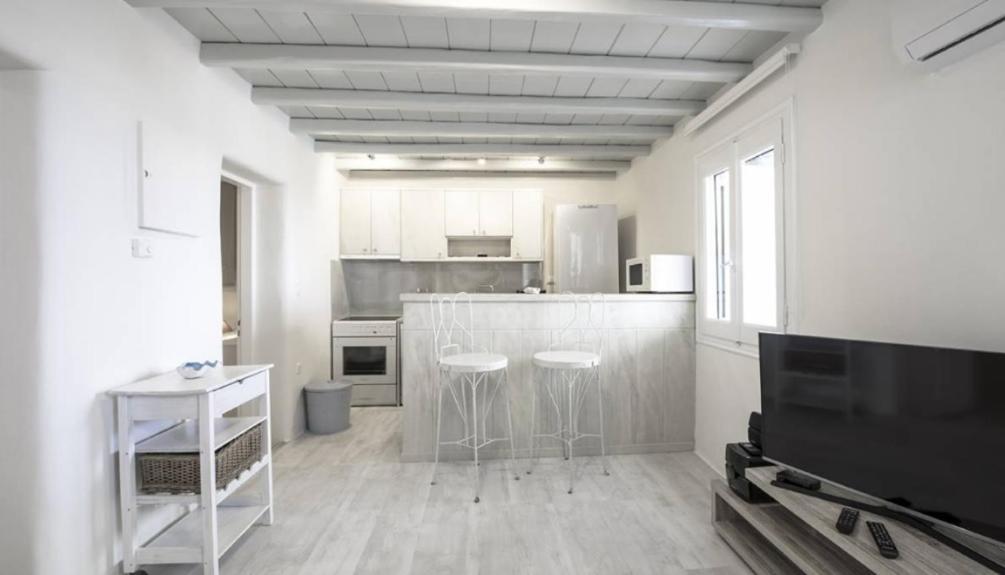 The Mykonist Seaside Villas & Suites Ornos By Amaris Mykonos Town ภายนอก รูปภาพ